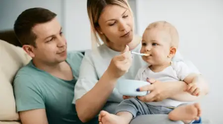 Rahasia MPASI yang Ramah Usus agar Bayi Terhindar dari Sembelit